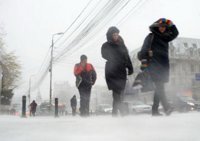 Trei fenomene meteo dure vor lovi țara în această iarnă. Ce se întâmplă cu vremea în Banat și Crișana