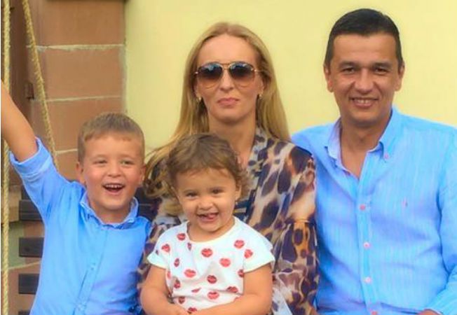 Până și premierul Grindeanu a găsit greu la Timișoara vaccinuri pentru copiii săi
