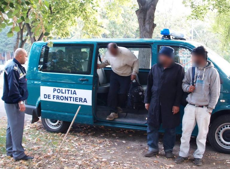 Migranţii din Pakistan au ajuns la Gătaia