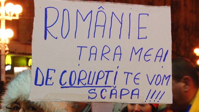 Proteste de amploare în marile orașe din țară, între care și Timișoara. De ce ies oamenii în stradă