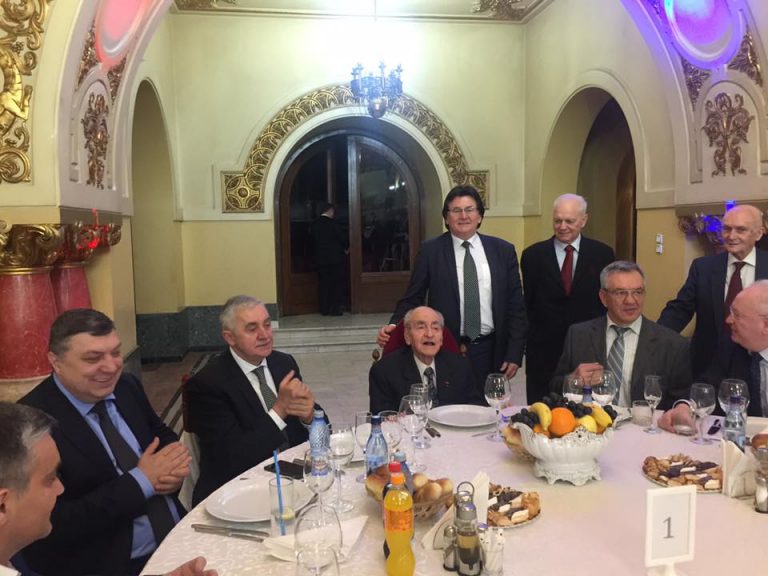 Primarul Timișoarei a preferat aniversarea seniorului Mircea Ionescu Quintus, în defavoarea unei întâlniri cu premierul Grindeanu-VIDEO