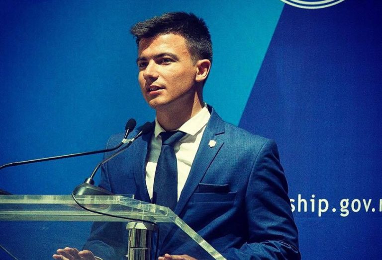 Şi în Banat, angajarile la stat se fac tot „cu dedicaţie”. Un fost angajat al Guvernului devoalează metodele de fraudare