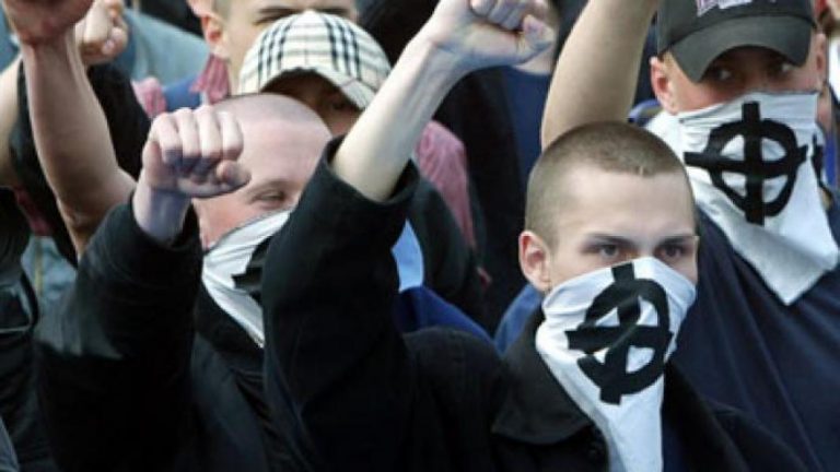 În România va apărea un partid de extremă dreaptă! Cine lansează acest avertisment?