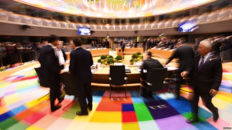 Probleme în „familia” europeană! S-a renunţat la tradiţionala fotografie de grup