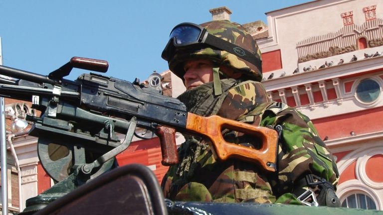 Armată obligatorie în România! Reintroducerea stagiului militar. Poziția UE