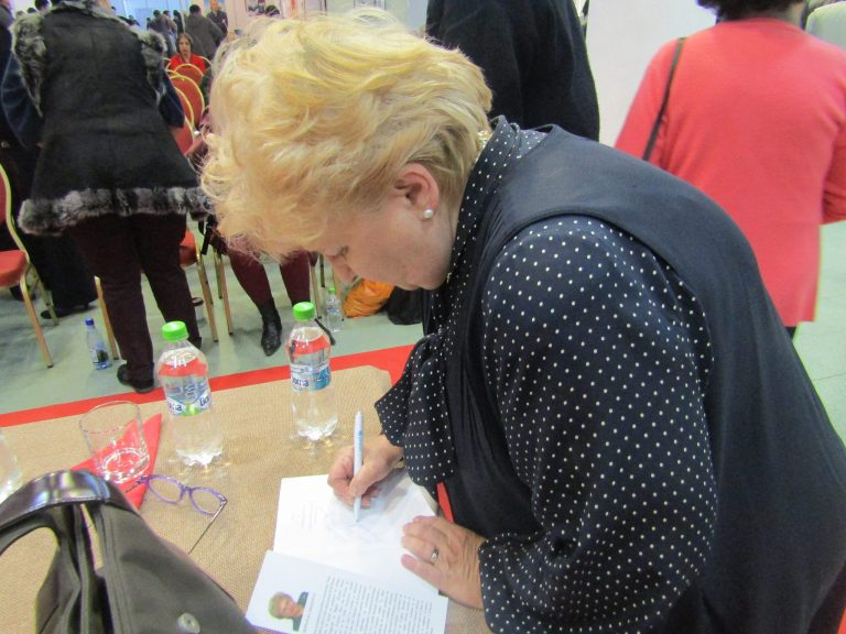 Cartea rataţilor are final românesc