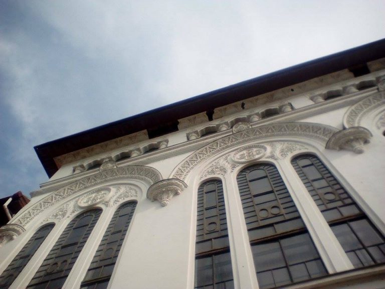 Primăria Timișoarei pare că a ajuns la fundul sacului cu banii! Plăți făcute cu dificultate către partenerii de la Bursa de Valori București