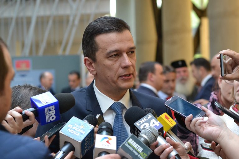 Disputa din jurul sălii polivalente este doar orgoliu local crede Sorin Grindeanu-VIDEO