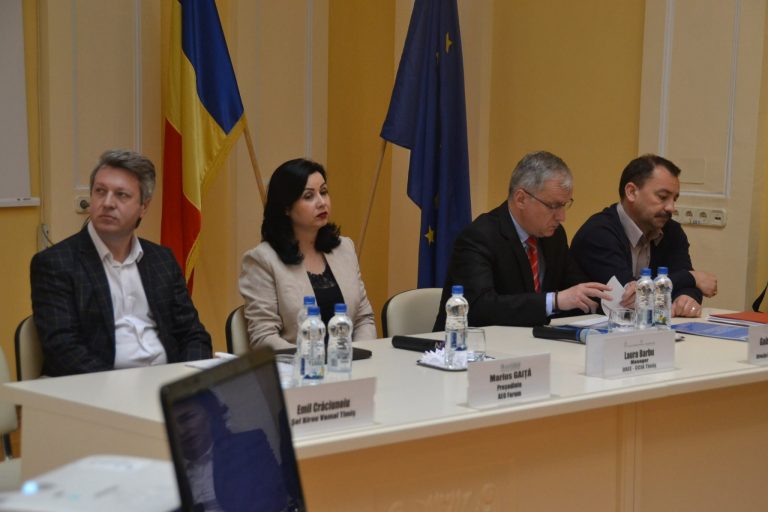 ”Cine vrea să facă un comerț la nivel mondial trebuie să fie informat” spun specialiștii Direcției Regionale Vamale Timișoara-VIDEO
