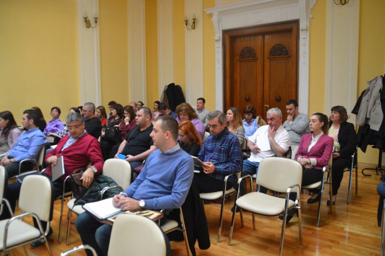 Noi serii de cursuri organizate de mediul de afaceri din Timiș în luna mai