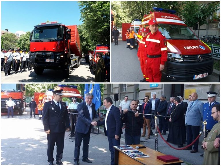 Utilaj care umple singur sacii cu nisip şi ambulanţe pentru salvatorii din Timiş-VIDEO