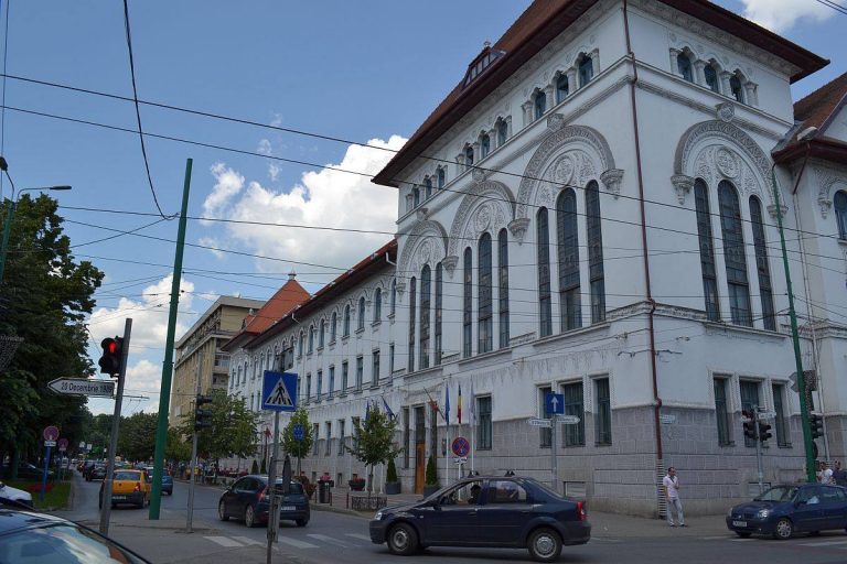 Tinerii din Timișoara sunt așteptați la prima întâlnire cu administrația publică locală