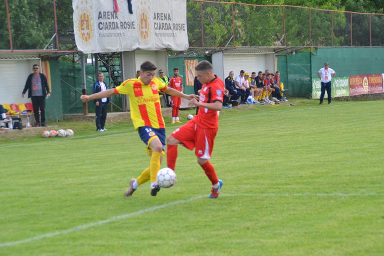 Week-end perfect: Ripensia rămâne lider în Liga 2, Politehnica urcă pe trei