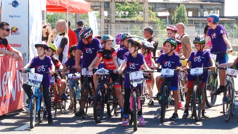 200 de oameni la concursul de ciclism Cupa Timișoarei 2017, organizat de ACS Ciclism Dumbrăvița. FOTO-VIDEO