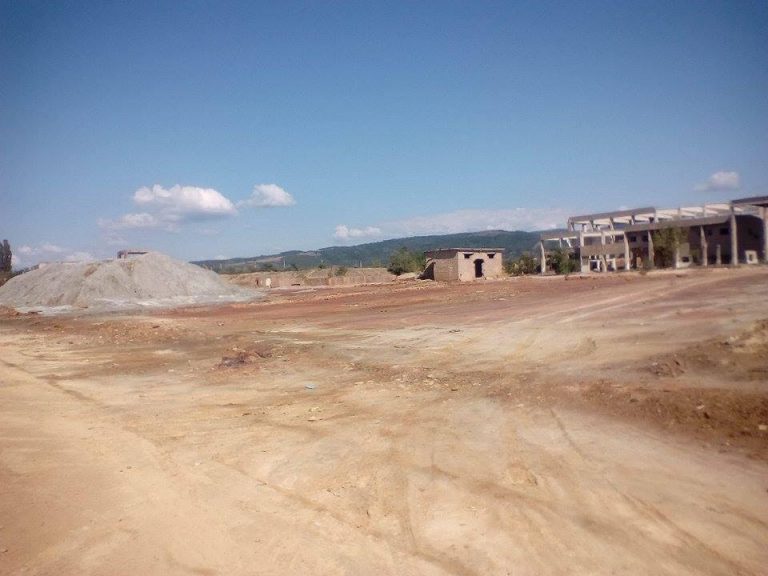 Poluarea transfrontalieră din sudul Banatului – poveste fără sfârşit! Ce a pățit România din această cauză, la Curtea Europeană de Justiție, după 40 de ani de poluare cu pulbere de minereu…