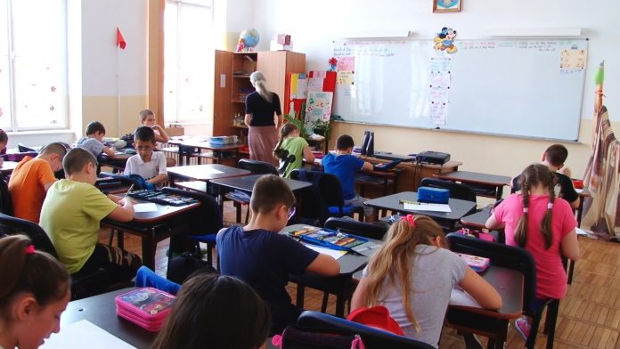 SCOALA GIMNAZIALA NR.12 SCOALA EUROPEANA.Still020