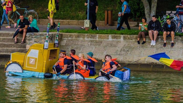 ambarcatiuni din reciclabile