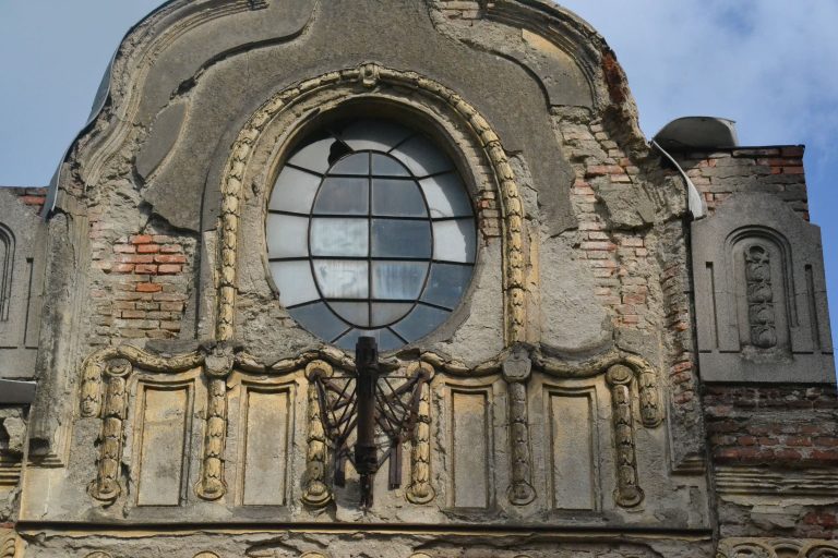 Degradarea clădirilor istorice din Timișoara explicată de specialiști