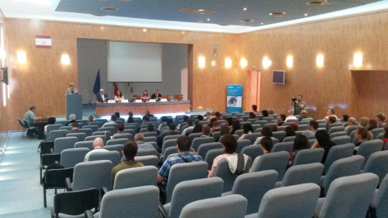 Specialiști în domeniul biochimiei și biologiei moleculare au ajuns la Universitatea de Medicină din Timișoara. FOTO