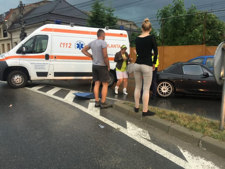 Femeie izbită de o mașină pe trecerea de pietoni!  Unde s-a întâmplat nenorocirea?