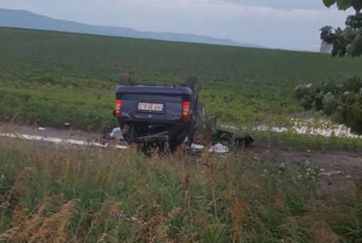 Tragedie la ieşirea din Hunedoara: un bărbat a murit după s-a răsturnat cu maşina în Cerna