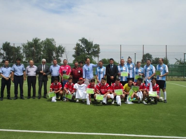 Meci de fotbal deosebit pentru tinerii de la Centrul de Reeducare din Buziaș! Cu ce vedetă s-au duelat
