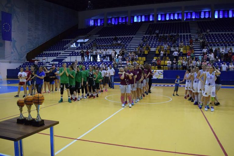 Campioni pe teren, repetenți la infrastructură sportivă