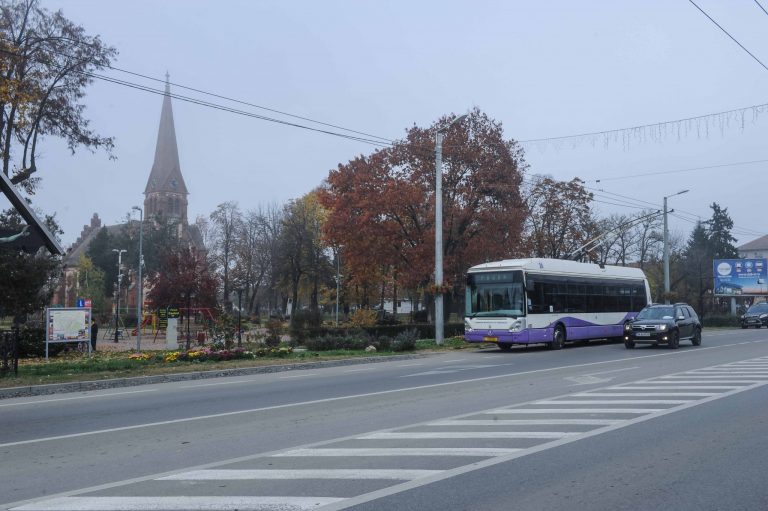 Proiect suplimentar la şedinţa extraordinară a CLT: parteneriat cu CJT pentru lărgirea drumului spre autostradă