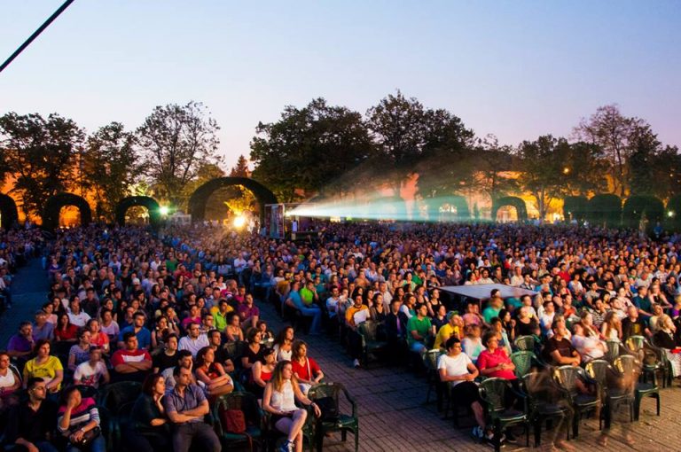 Caravana Metropolis – Cinema în Aer Liber a adunat peste 300.000 de spectatori în Parcul Rozelor