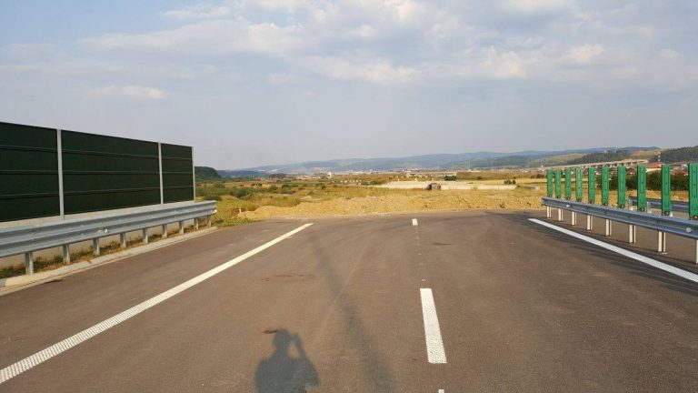 Autostrada spre Arad, veşnic în lucru. Noi restricții pentru șoferi!