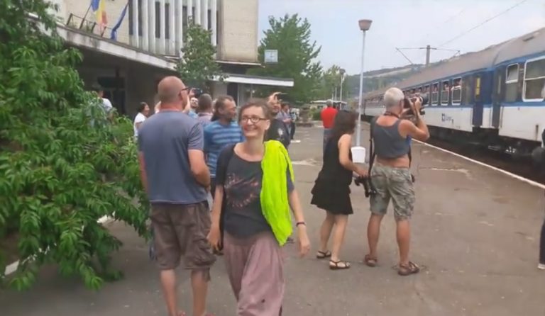 Peste 1000 de cehi au dat năvală în sudul Banatului! Ce vor să vadă?