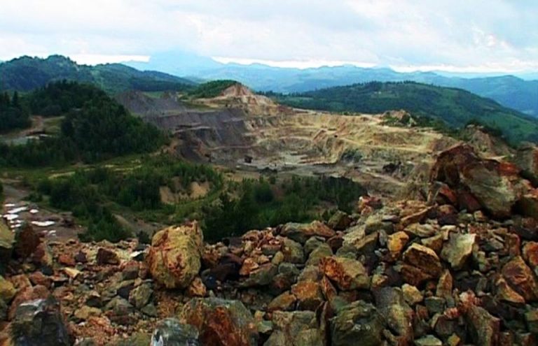 Soarta Roșiei Montane, în mâinile premierului Tudose. Mesajul pe care i l-au transmis activiștii de mediu