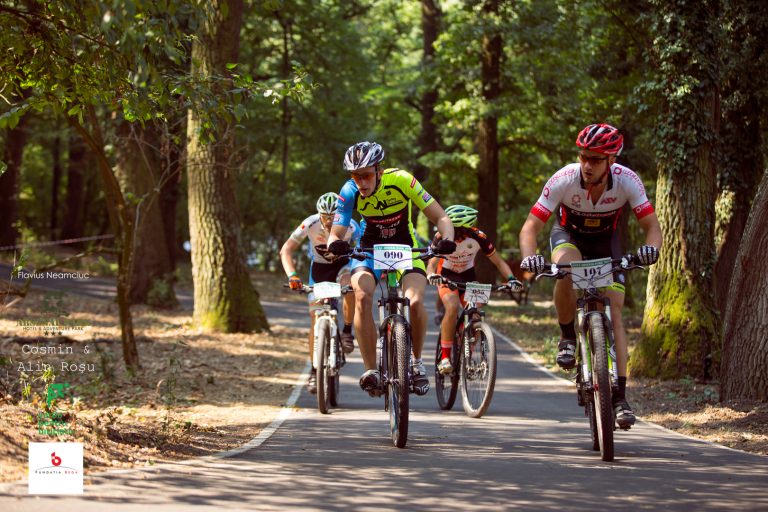 A patra tura ciclistă bănăţeană  Verde pentru Biciclete. De la Muzeul Satului până la… Muzeul Satului sunt 90 de km de data asta