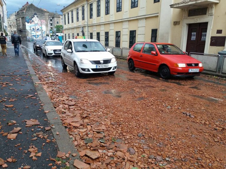 Dezastru la Timișoara! 4 morti si 12 răniți. (foto-video)