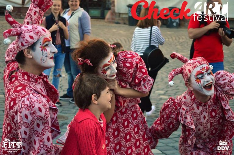 A început unul dintre cele mai spectaculoase evenimente din Timișoara: CheckART Festival