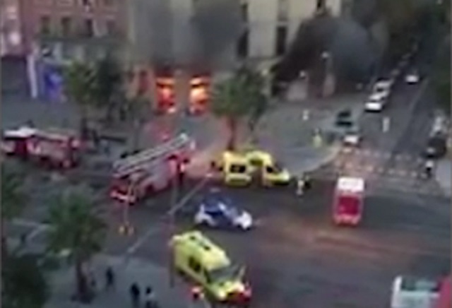 Clipe de groază la Barcelona, după două explozii în care au fost rănite peste 20 de persoane