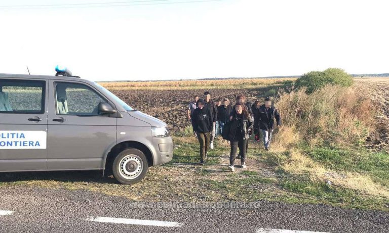 Nu se mai opresc! Solicitanţii de azil din România încearcă să fugă