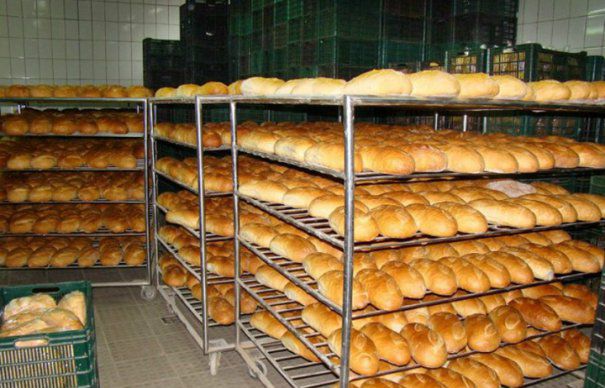 Pâinea se coace ,,la negru”, în Banat, sub supravegherea imigranților