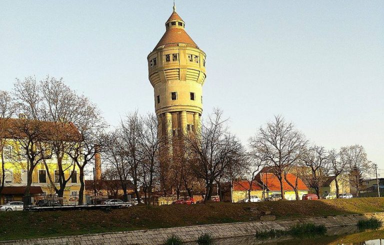 Timișoara, orașul celor două turnuri… nebăgate în seamă