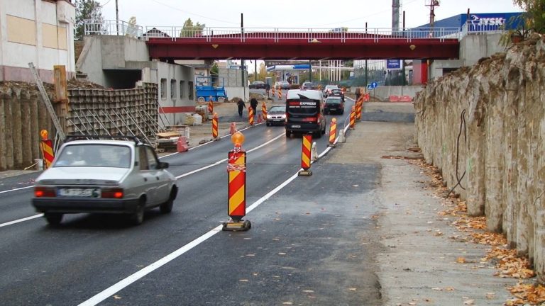 Pasajul Popa Şapcă, o altă lucrare sub ”sindromul Boc” sau 6 benzi în 4! Foto+Video