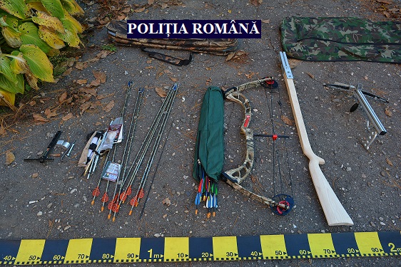 Un individ din vestul țării se pregătea de o lovitură sângeroasă ! Ce deținea acasă. Foto