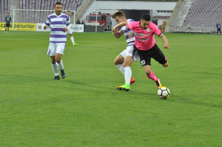 Program complet în Liga 2 cu derbyurile așteptate între ACS, ASU și Ripensia