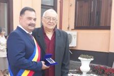 Un mare artist al Banatului, onorat de șefii unei primării locale !