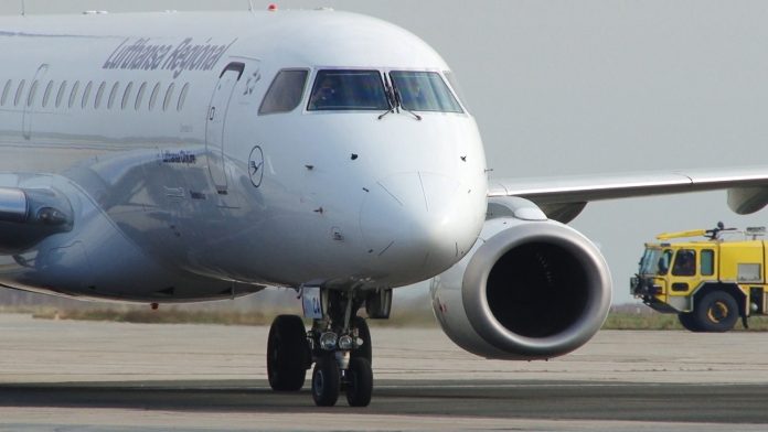 AEROPORT LUFTHANSA.Still039