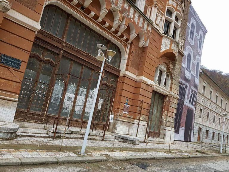 Reacție dură a unei cunoscute vedete de televiziune din Banat la mediatizarea întâlnirii liderilor PSD de la Băile Herculane!