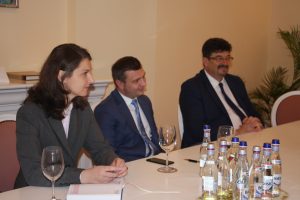 Elevii din Caraș-Severin ar putea învăța limba chineză la școală