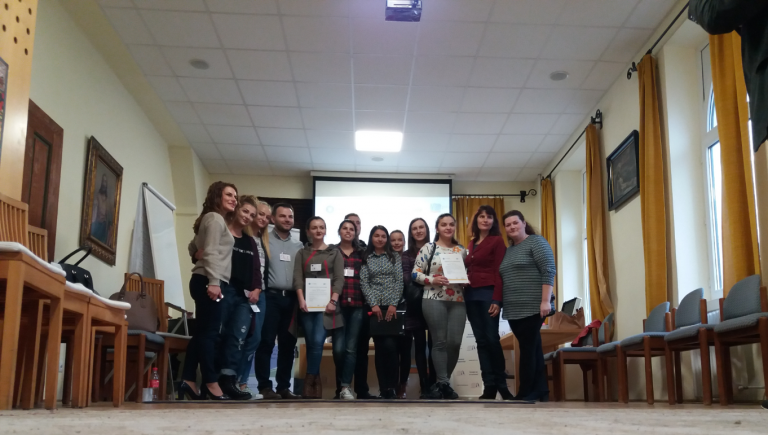 Studenții reșițeni de la Științe Sociale pregătiți să lucreze cu grupurile vulnerabile