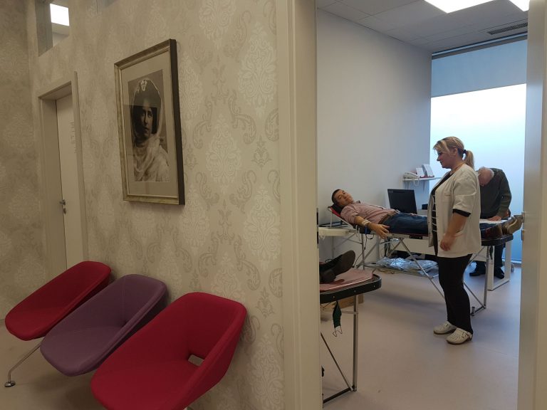 Rețeaua de sănătate Regina Maria a organizat în Timișoara a doua campanie de donare de sânge în policlinica din Piața 700