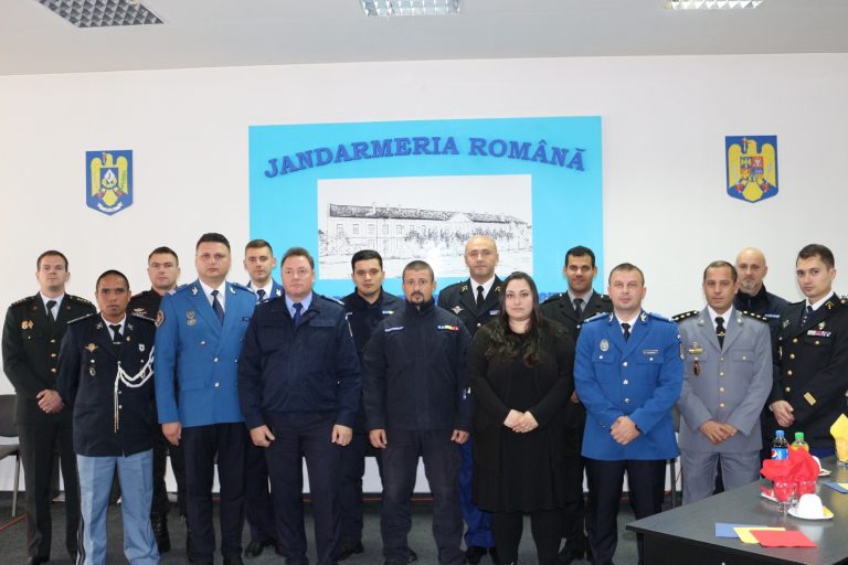 Ofițeri din șapte țări în vizită de documentare la sediul Jandarmeriei Mobile Timişoara