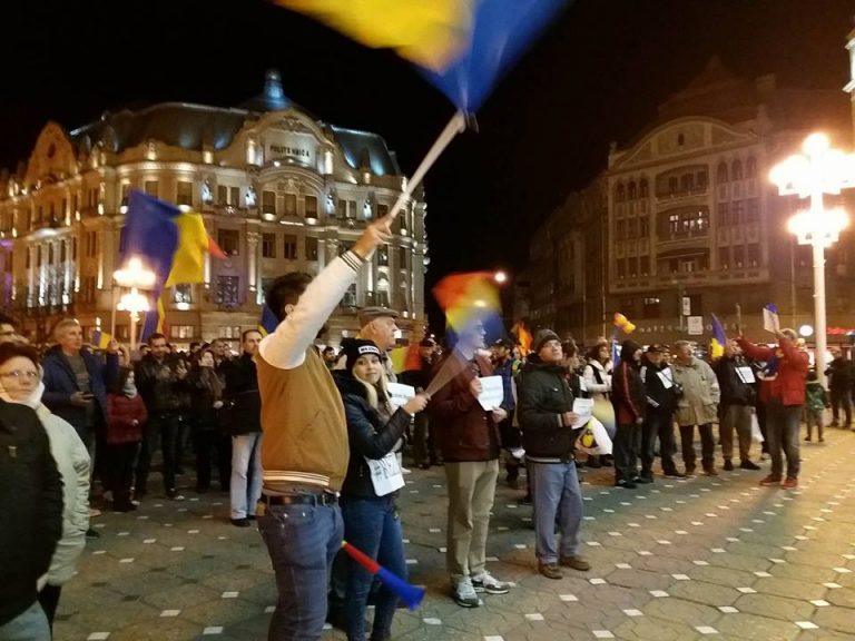 Dosar penal pentru instigare prin postări pe Facebook